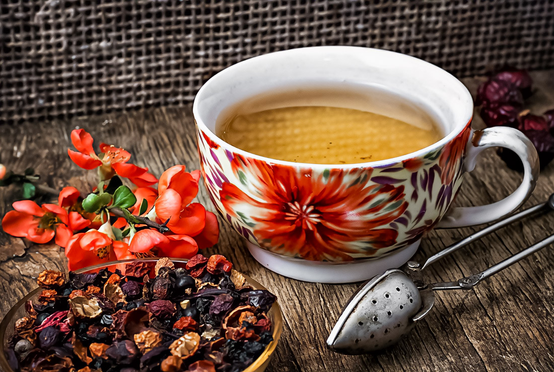 Tea and water in Dubai: A Balance of Minerals and Freshness